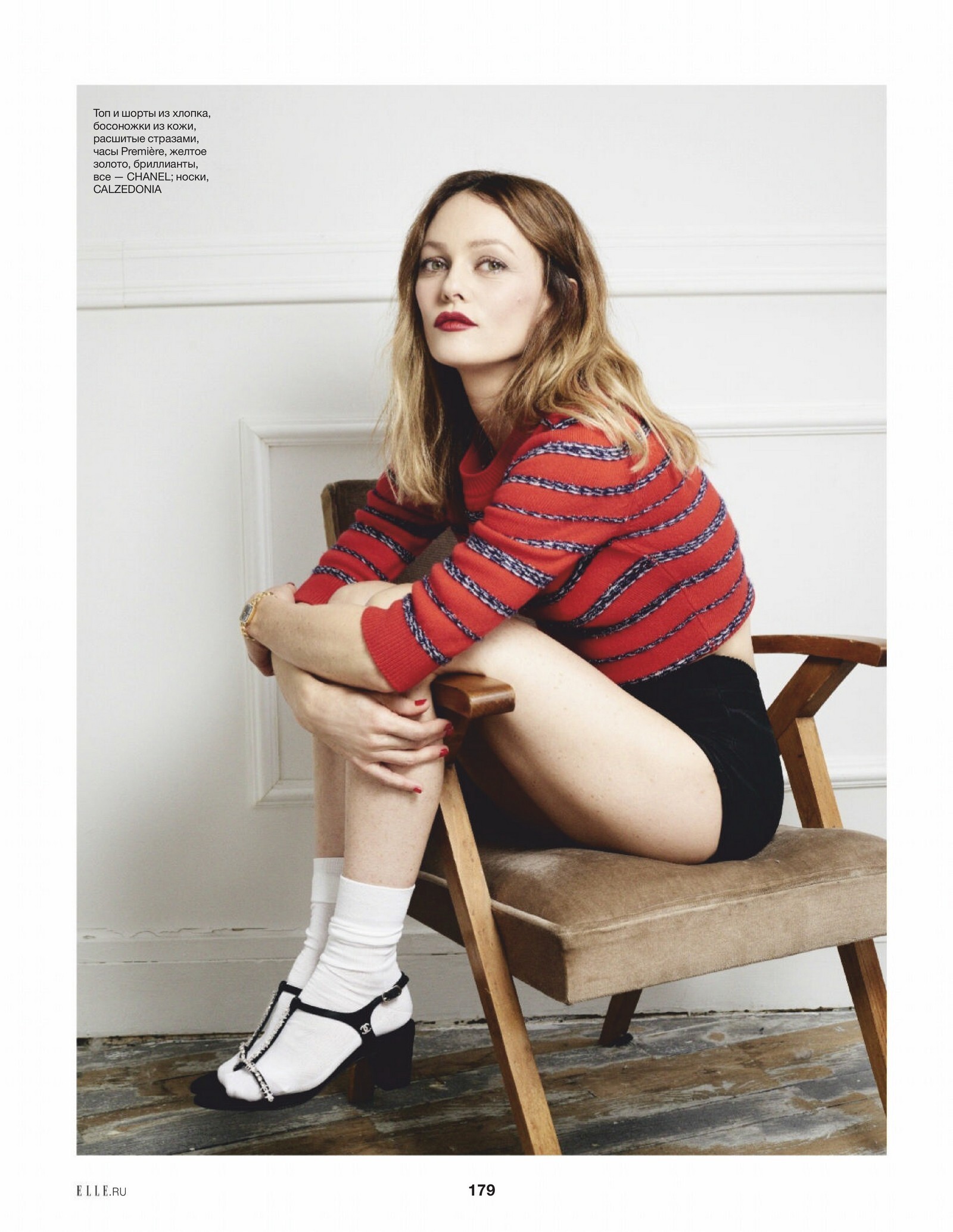vanessa-paradis-sexy-for-elle-magazine-issue-march-2020-thefappening-pro-8-1 Vanessa Paradis Sexy for Elle Magazine Issue March 2020