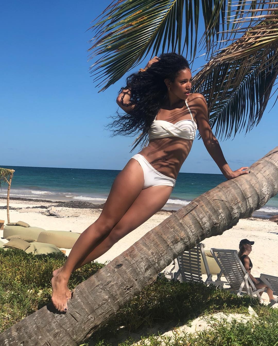 vick-hope-sexy-bikini-31 vick hope sexy bikini 31