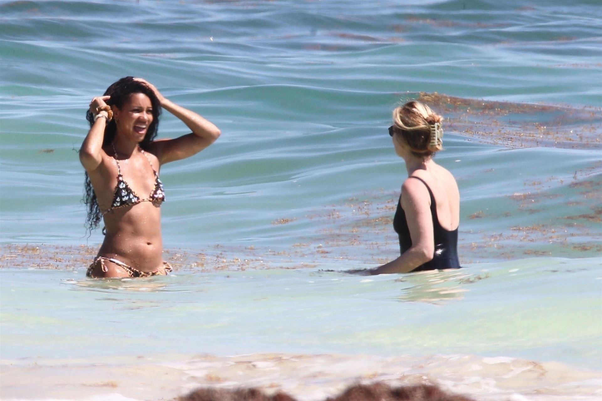 vick-hope-sexy-bikini-5 vick hope sexy bikini 5
