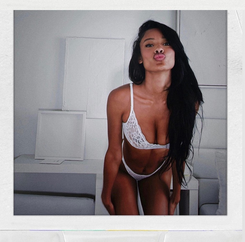 vinetria-sexy-and-skinny-thefappening-pro-8 Vinetria Underwear