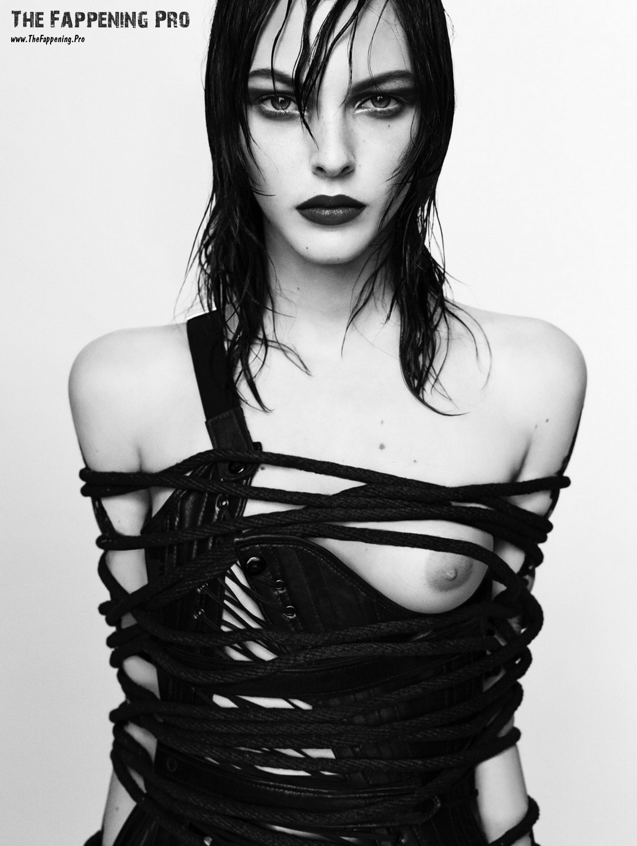 vittoria-ceretti-nude-sexy-thefappening-cfd-8 Vittoria Ceretti Naked Tits