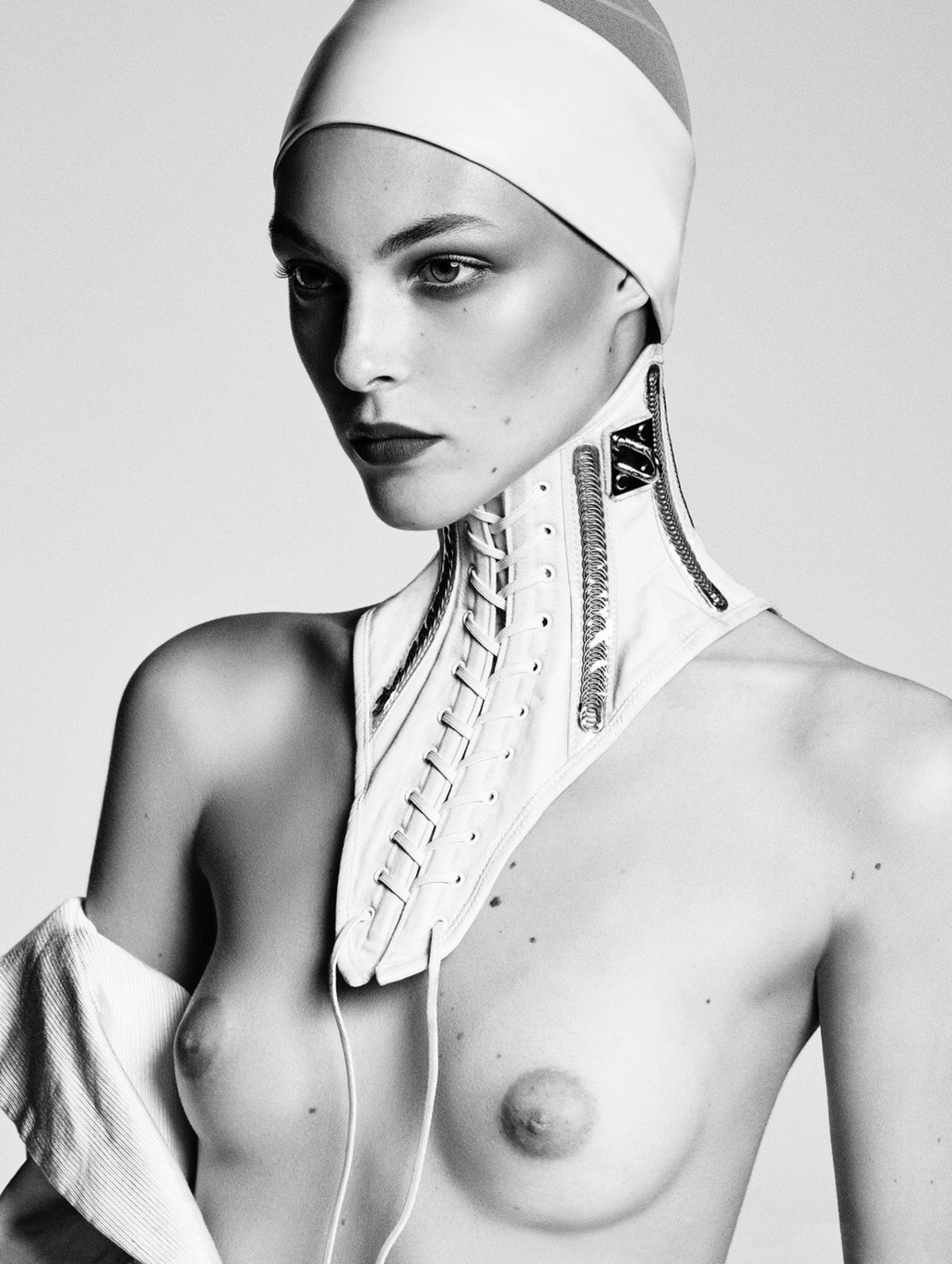 vittoria-ceretti-nude-thefappening-cfd-4 Vittoria Ceretti Nude In D Magazine