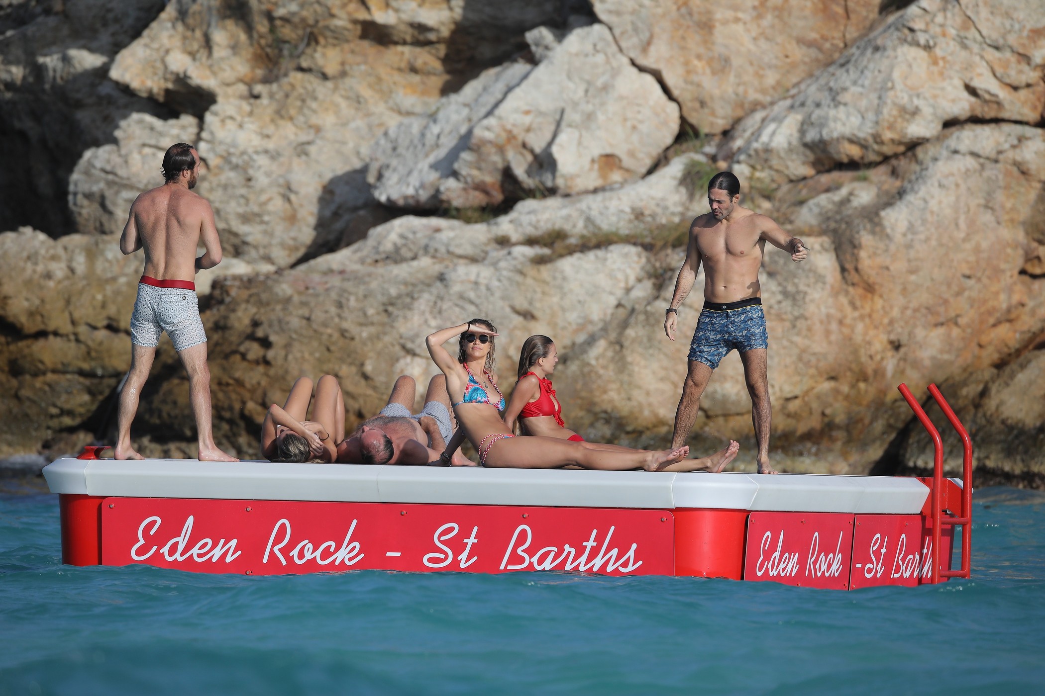 vogue-williams-sexy-bikini-9 vogue williams sexy bikini 9