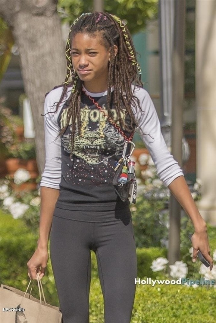 willow-smith-cameltoe Willow Smith Cameltoe