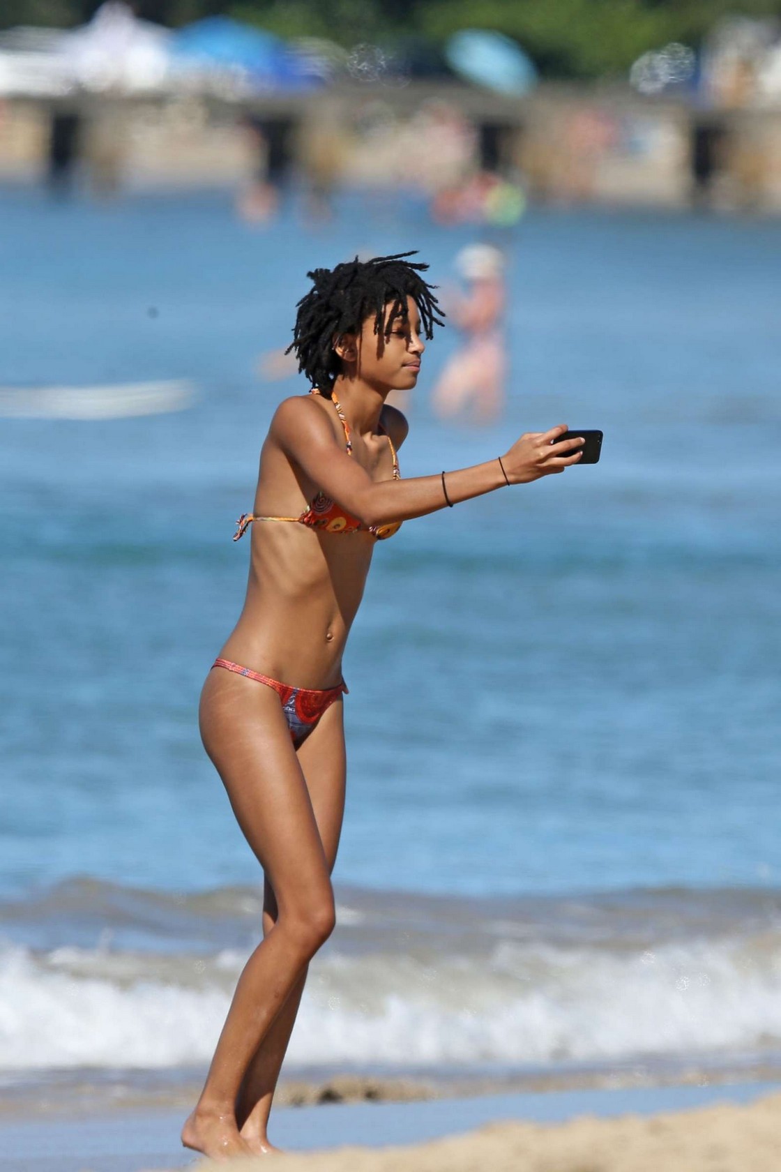 willow-smith-in-a-bikini-thefappening-cfd-12 Willow Smith On The Beach