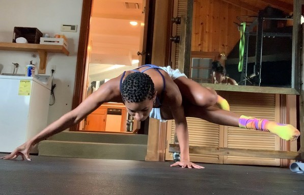 willow-smith-in-tight-leggings-during-yoga-class-thefappening-cfd-2 willow smith in tight leggings during yoga class thefappening cfd 2