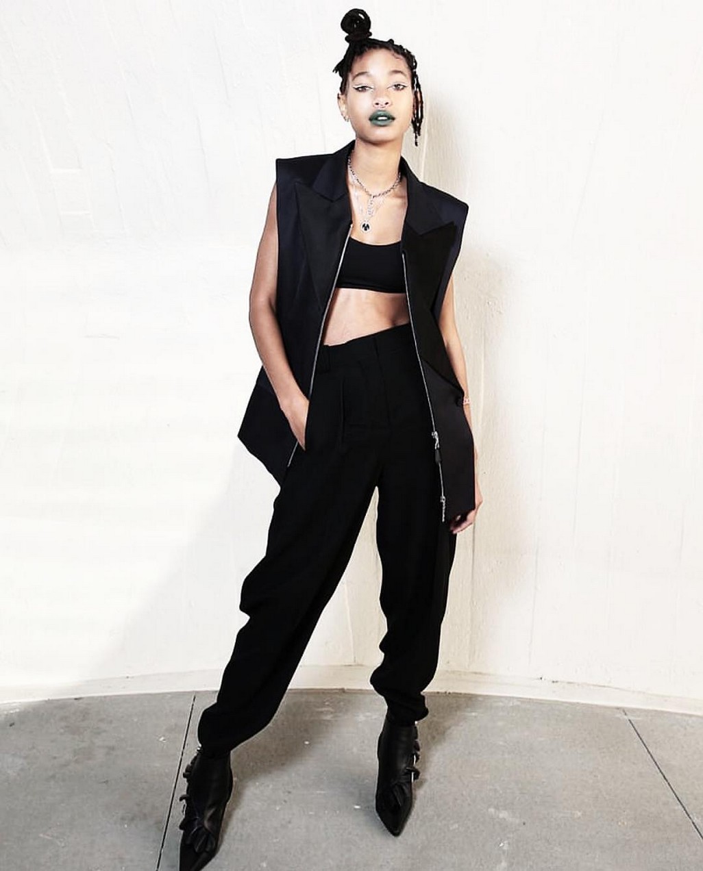 willow-smiths-sexy-unpublished-pics-thefappening-cfd-10 Willow Smith Sexy