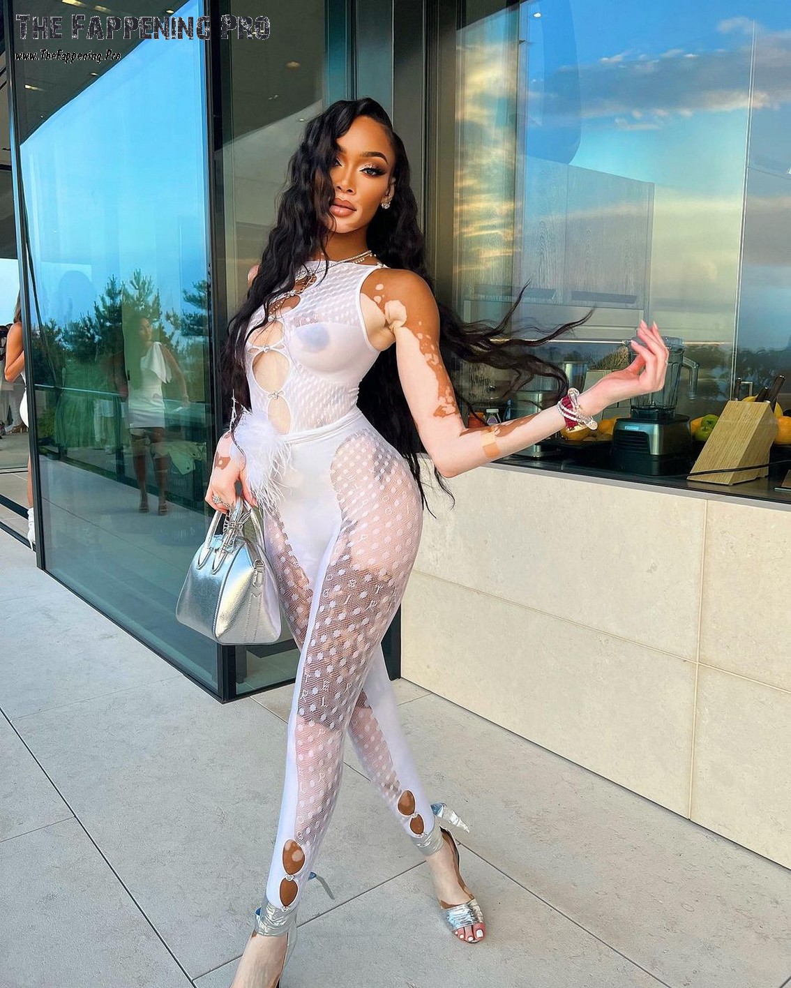 winnie-harlow-braless-thefappening-cfd-5 Winnie Harlow See Through
