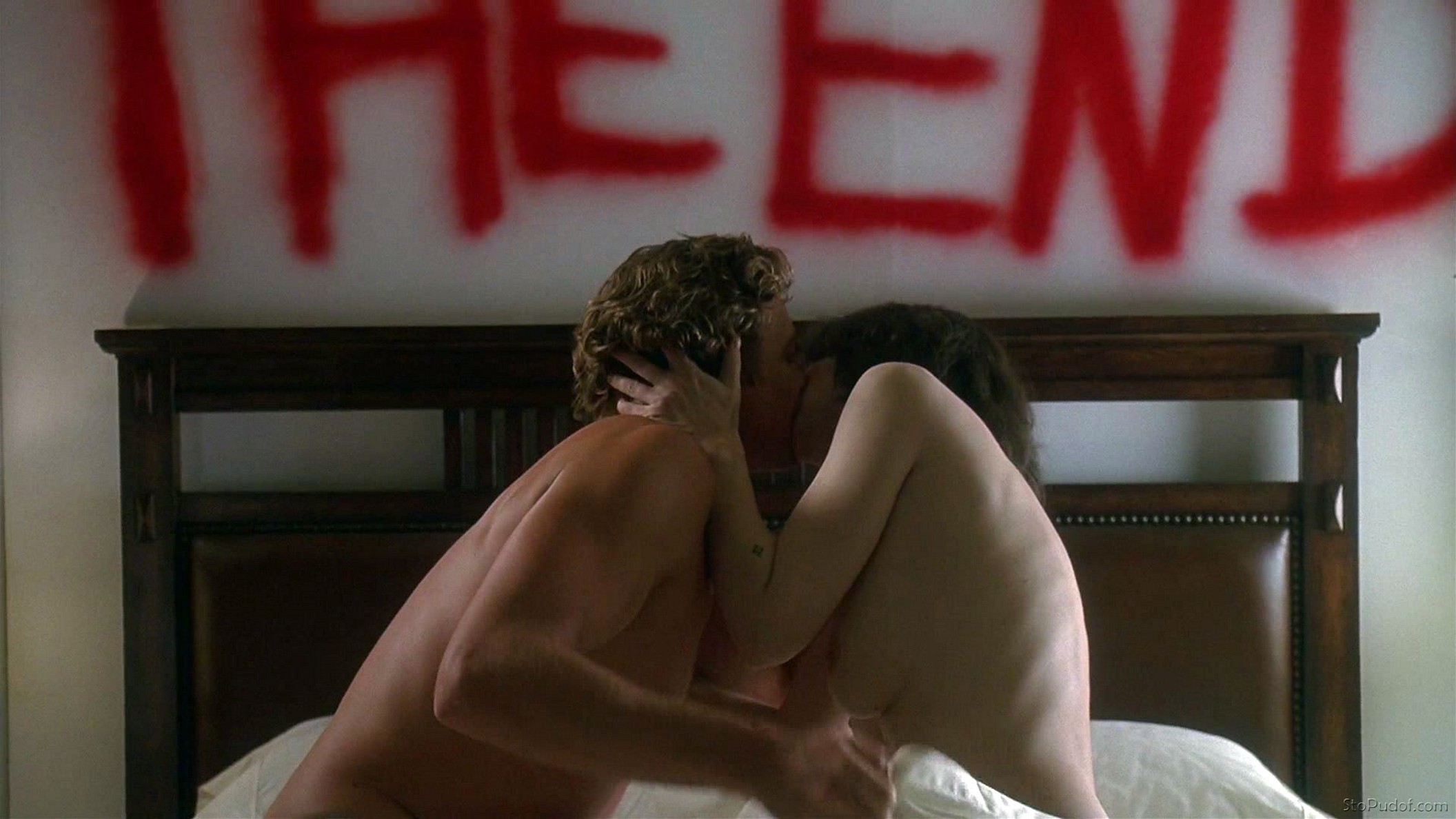winona-ryder-nude-explicit-pics-and-gif-2020-thefappening-cfd-7 winona ryder nude explicit pics and gif 2020 thefappening cfd 7