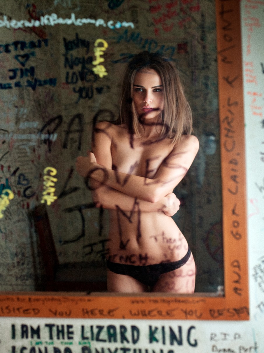 xenia-deli-nude-2-1 Xenia Deli Nude