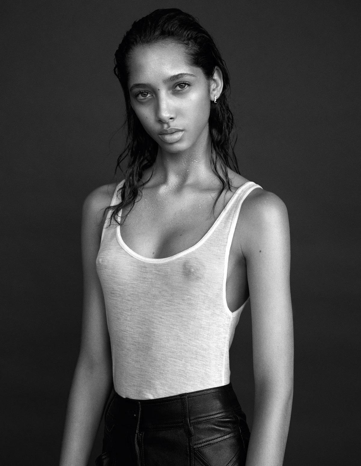 yasmin-wijnaldum-nude-thefappening-cfd-6 Yasmin Wijnaldum Tits See Through