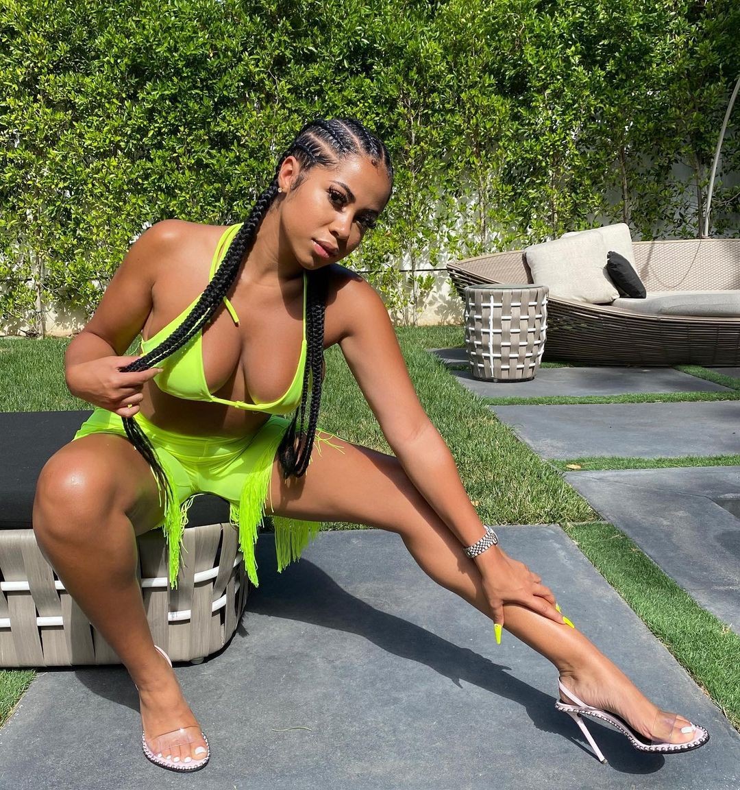 yasmine-lopez-topless-sexy-thefappeningpro-11 yasmine lopez topless sexy thefappeningpro 11