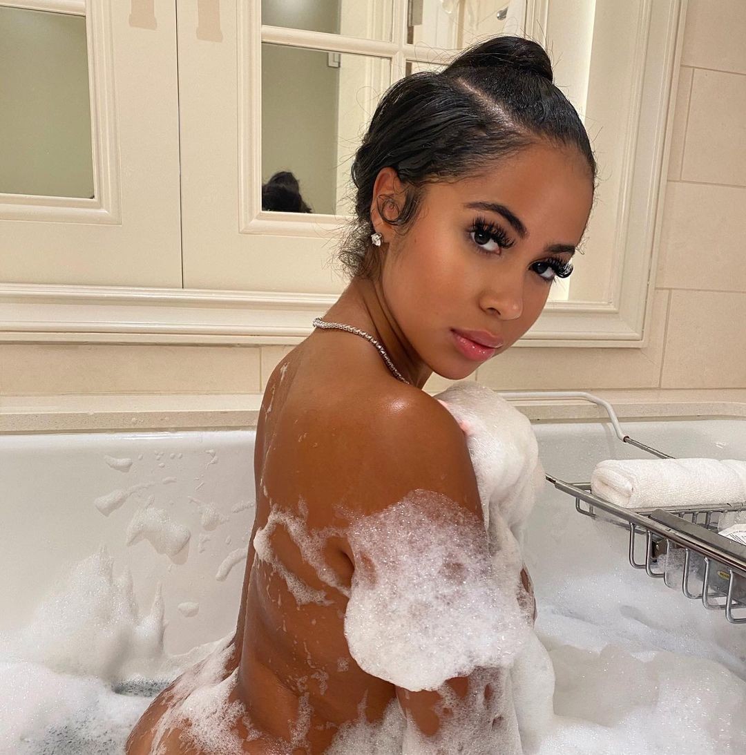 yasmine-lopez-topless-sexy-thefappeningpro-16 yasmine lopez topless sexy thefappeningpro 16