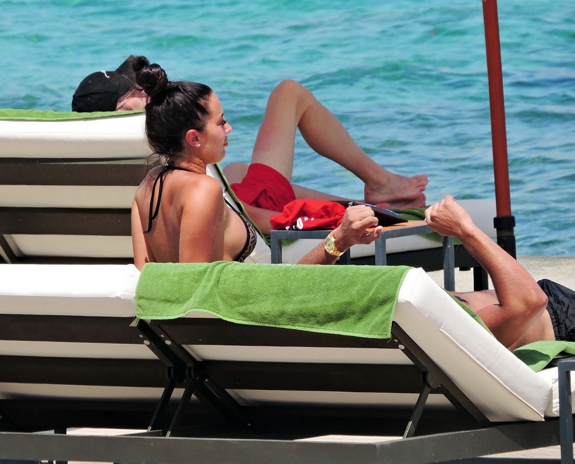 yazmin-oukhellou-topless-on-vacation-in-mexico-2020-thefappening-cfd-7 yazmin oukhellou topless on vacation in mexico 2020 thefappening cfd 7