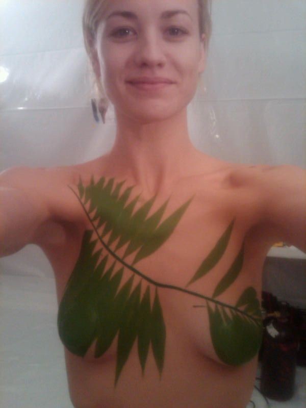 yvonne-strahovski-nude-thefappening2017-10 Yvonne-Strahovski-Nude-TheFappening2017-10
