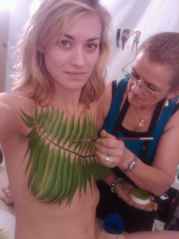 yvonne-strahovski-nude-thefappening2017-13 Yvonne-Strahovski-Nude-TheFappening2017-13