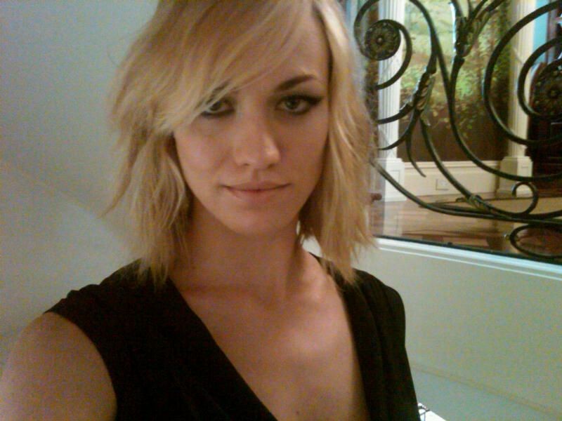 yvonne-strahovski-nude-thefappening2017-30 Yvonne-Strahovski-Nude-TheFappening2017-30