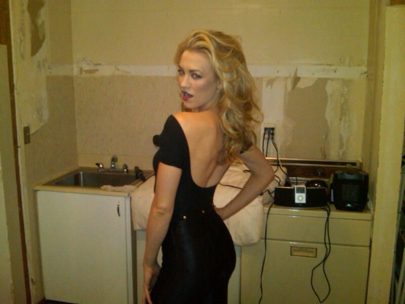 yvonne-strahovski-nude-thefappening2017-50 Yvonne-Strahovski-Nude-TheFappening2017-50