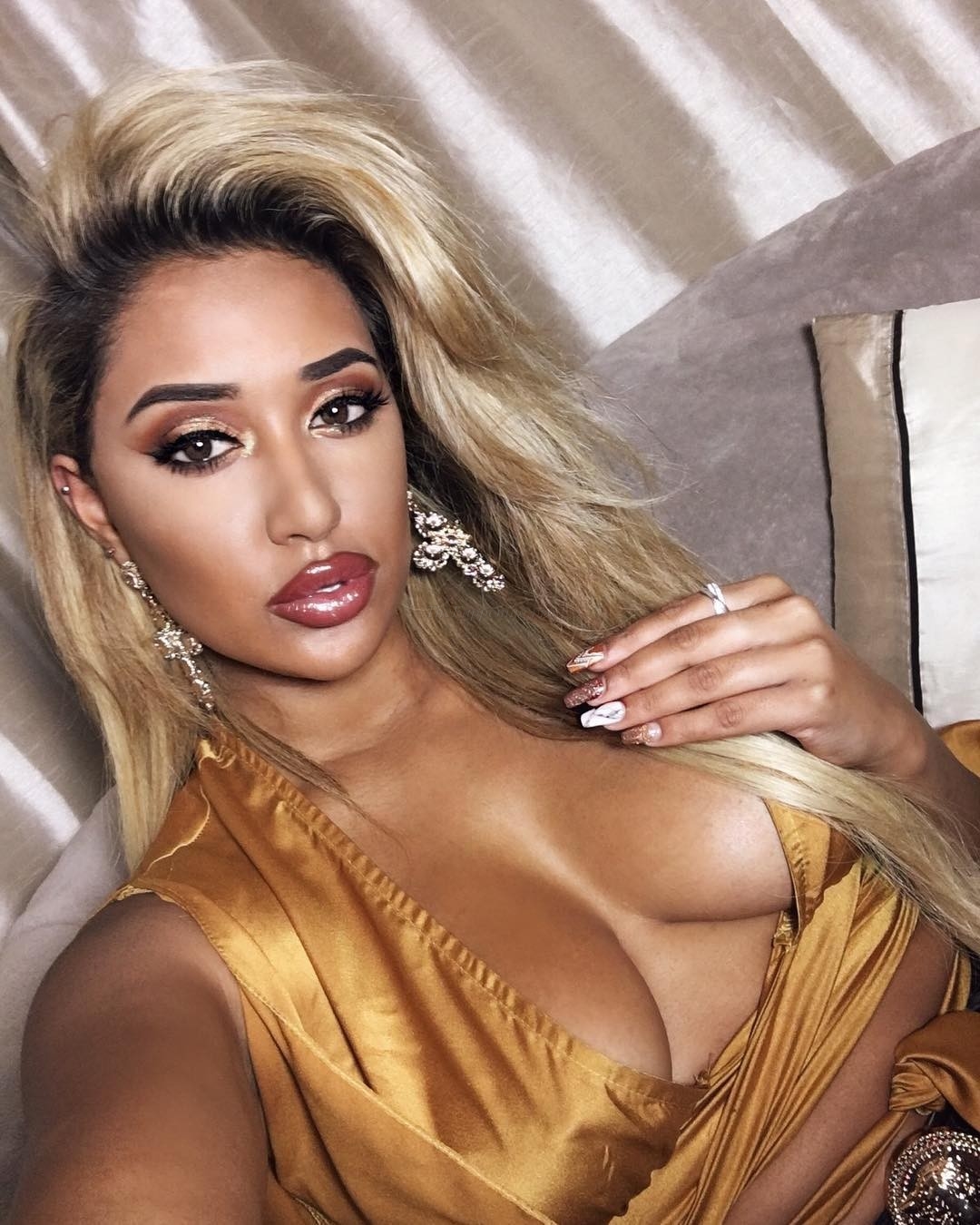zahida-allen-tits-explicit-11 zahida allen tits explicit 11