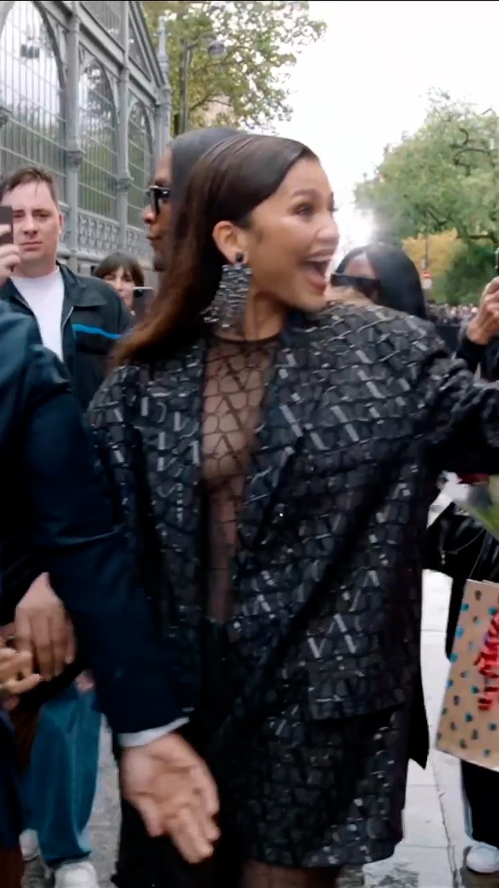 zendaya-braless-thefappening-cfd-5 zendaya braless thefappening cfd 5
