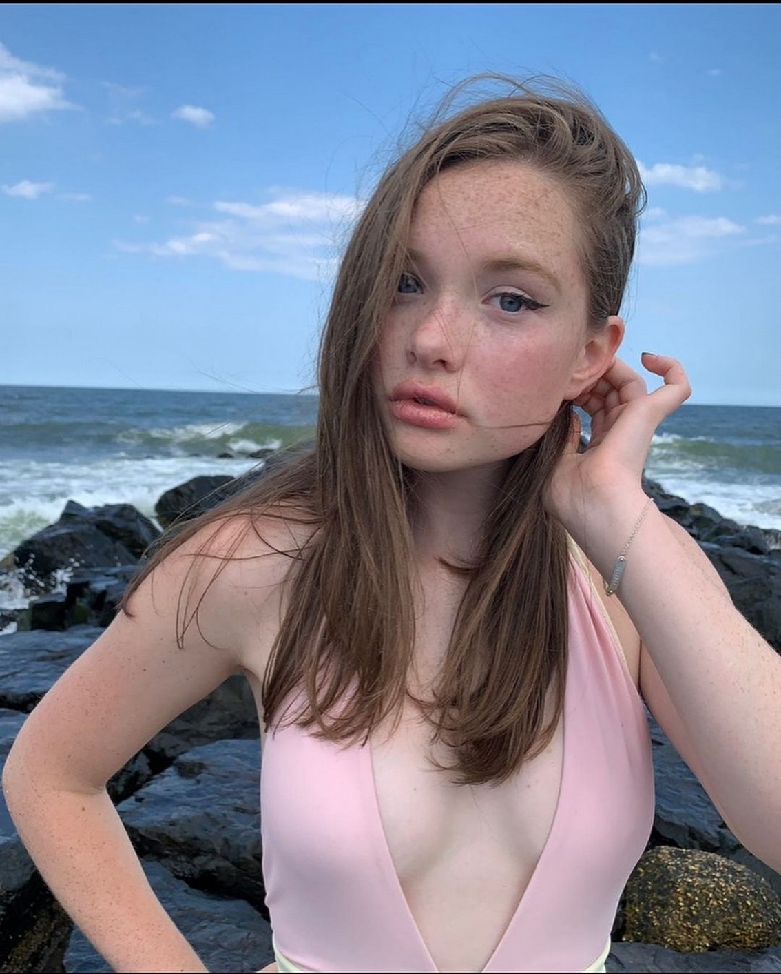 zoe-colletti-bikini-thefappening-cfd-7 Zoe Colletti