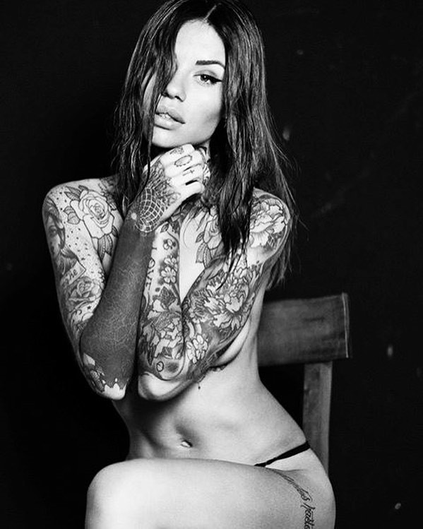 zoe-cristofolis-nude-most-explicit-thefappening-cfd-4 zoe cristofolis nude most explicit thefappening cfd 4