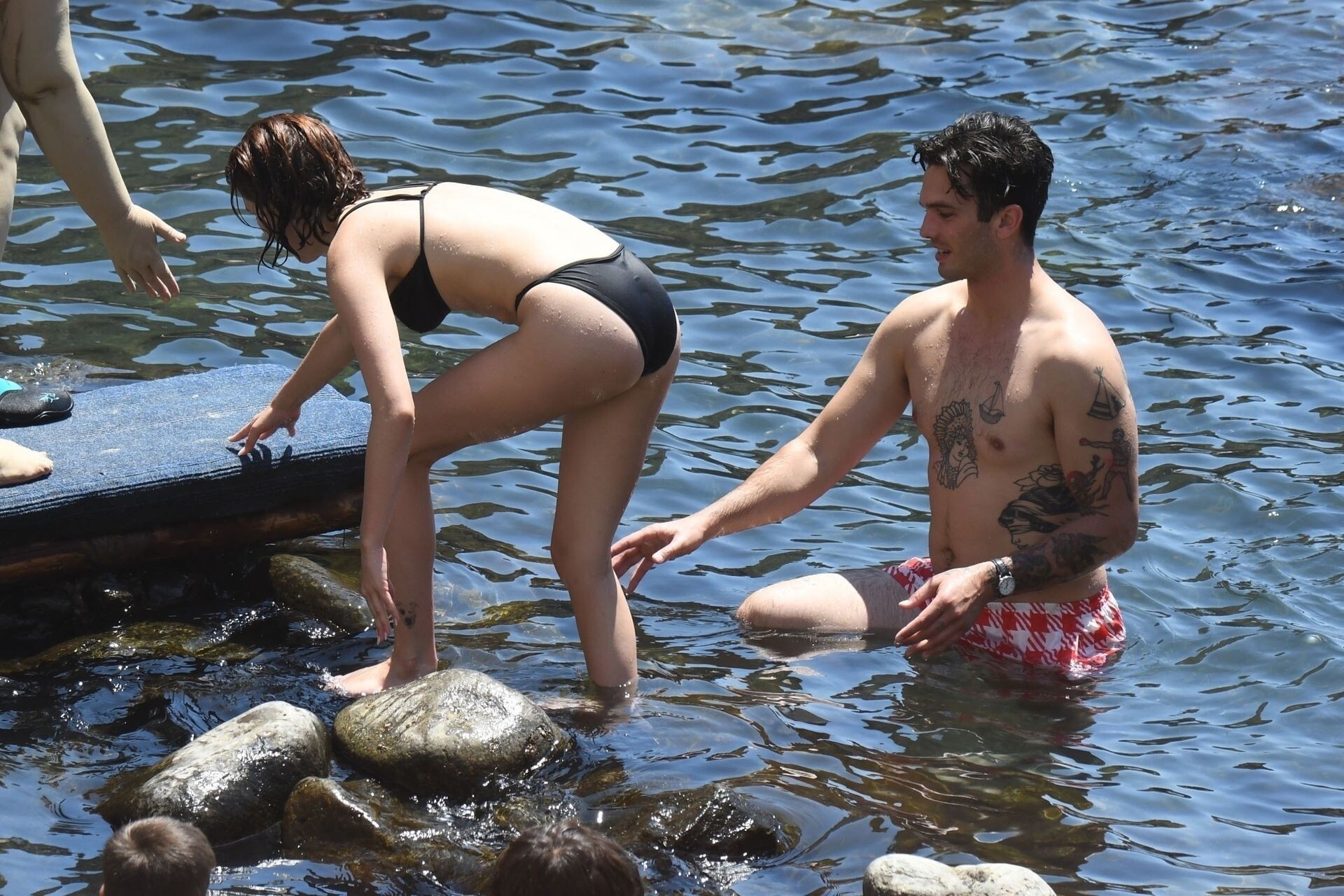 zoey-deutch-bikini-thefappening-cfd-2 zoey deutch bikini thefappening cfd 2