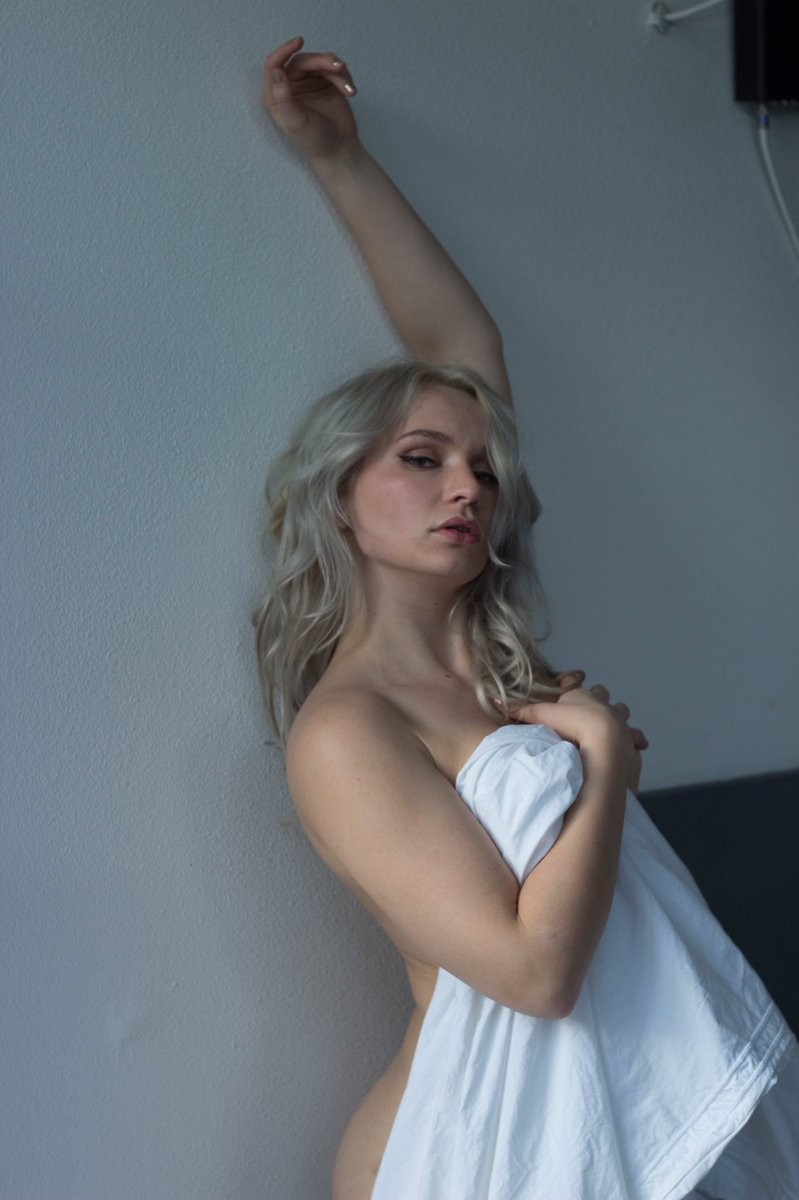 zoie-burger-nude-thefappening-pro-48 zoie burger nude thefappening pro 48