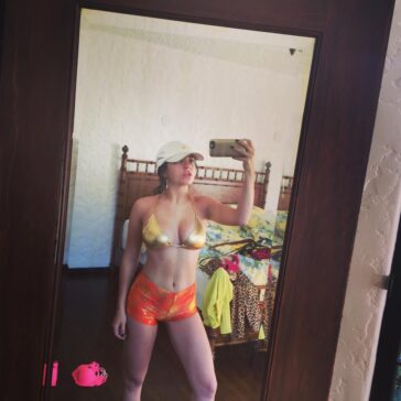 Charli XCX Sexy (1 Photo) 7 Charli XCX Sexy