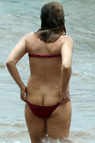 Elisabeth Harnois Ass (2 Photos) 10 Elisabeth Harnois Ass 1