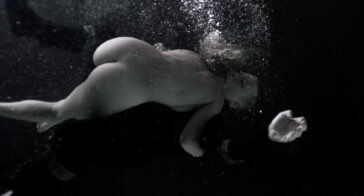 Gemita Samarra Nude 3