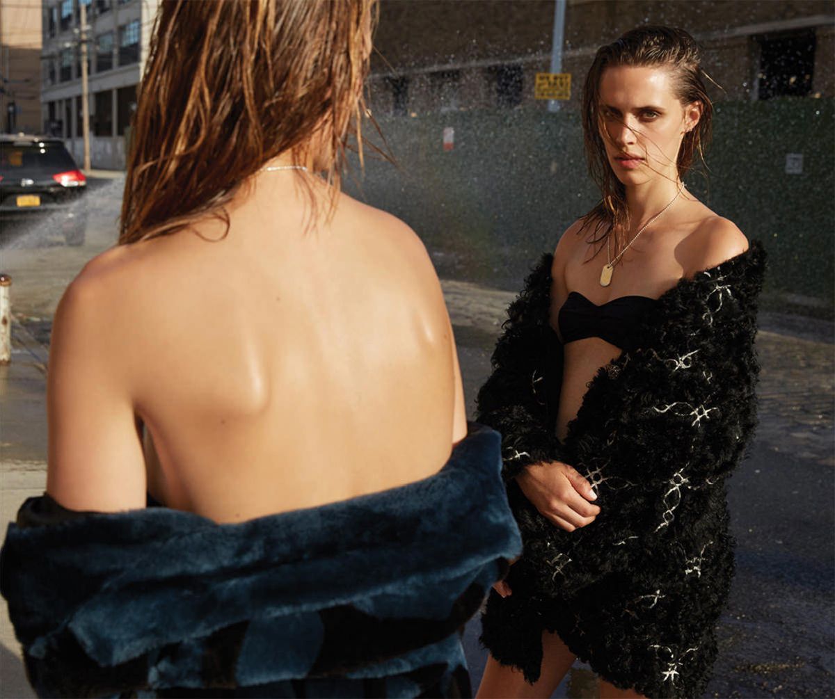 Georgia Hilmer Emma Oak Sexy Topless 5