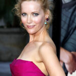 Leslie Mann Sexy 4
