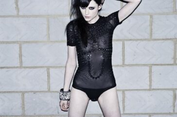 Lilah Parsons Sey And Topless Photos! 17 Lilah Parsons Sexy Nude 10