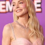 Lindsay Lohan Sexy At Freakier Friday Premiere (16 Photos) 17 Lindsay Lohan Sexy TheFappening.Pro 9 624x936 1