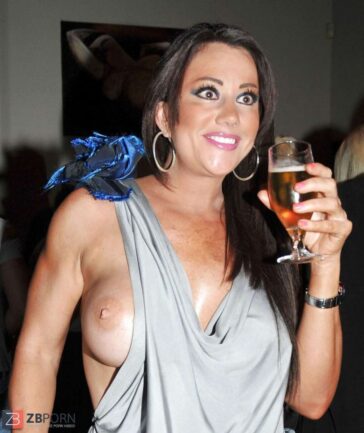 Lisa Appleton Nude 1 780x927 1
