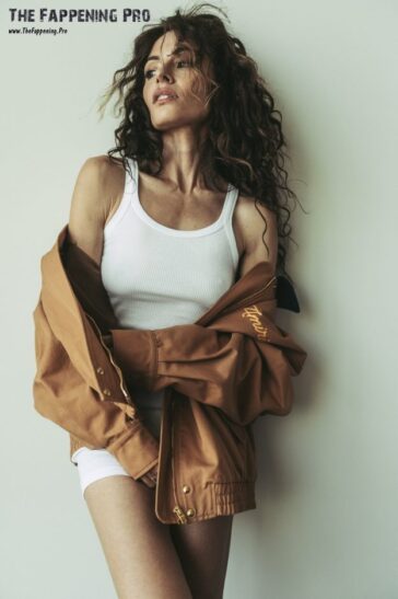 Sarah Shahi Sexy In Numéro Netherlands 2025 (9 Photos) 10 Sarah Shahi Sexy TheFappening.Pro 4 624x938 1