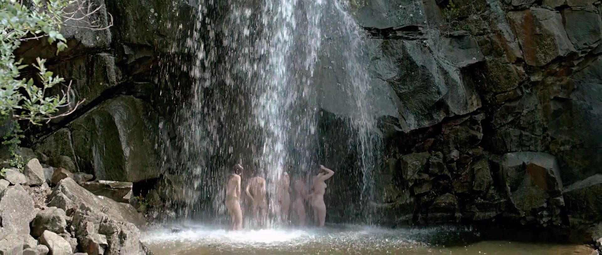 a-zori-zdes-tikhie-nude-2 A-zori-zdes-tikhie-Nude-2