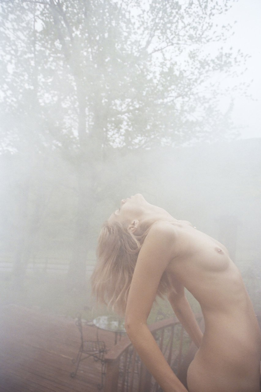 Abbey-Lee-Kershaw-Naked-09