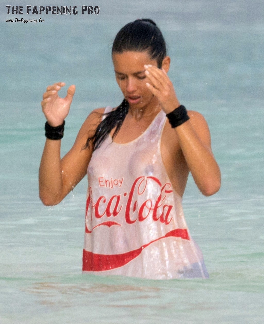 adriana-lima-nude-thefappening-cfd-20 adriana lima nude thefappening cfd 20