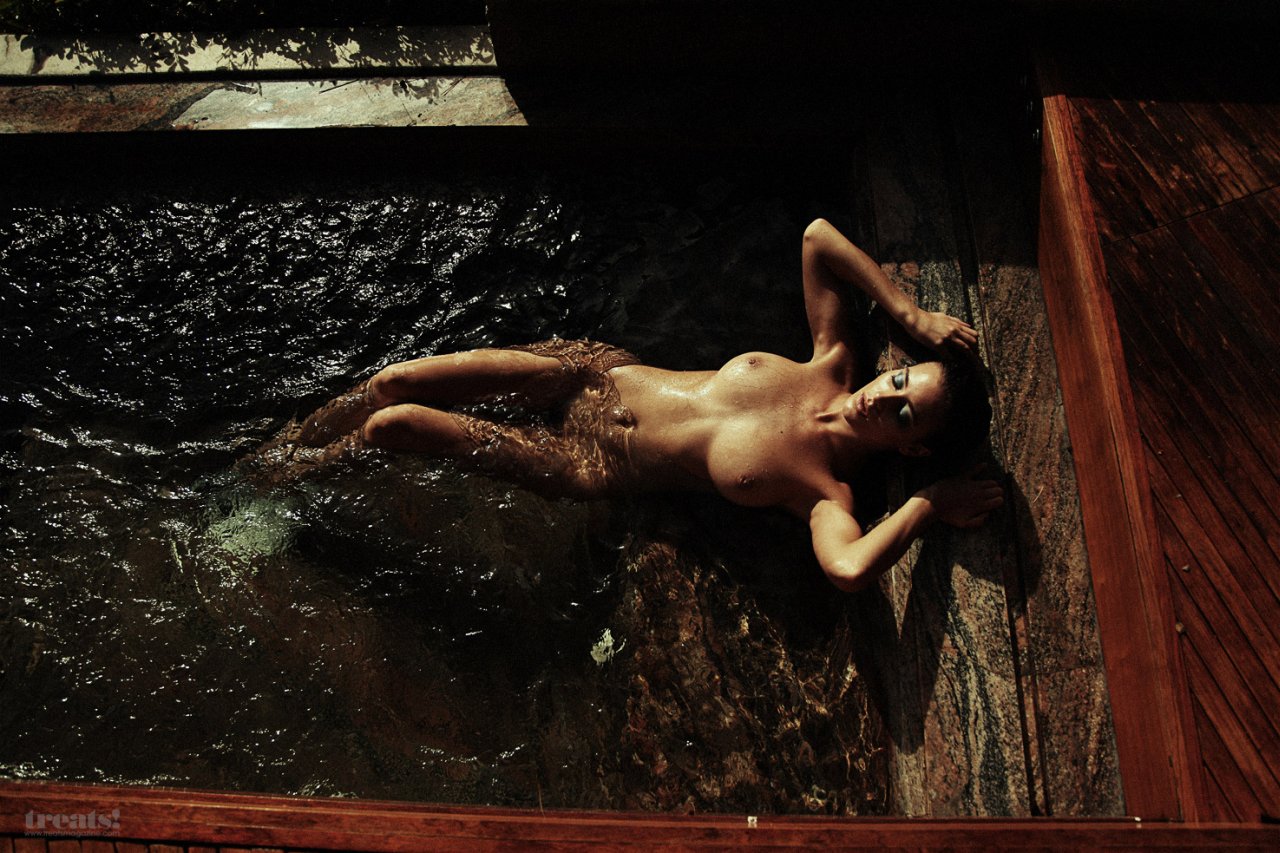 alejandra-guilmant-naked-06 Alejandra-Guilmant-Naked-06
