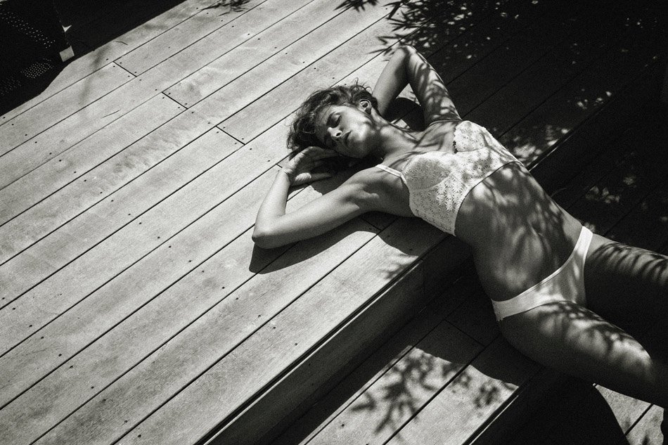 alice-baton-topless-02 Alice-Baton-Topless-02
