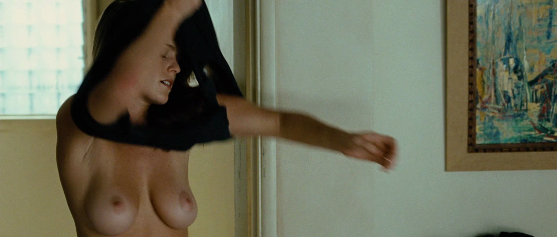 Alice-Eve-Crossing-Nude-5