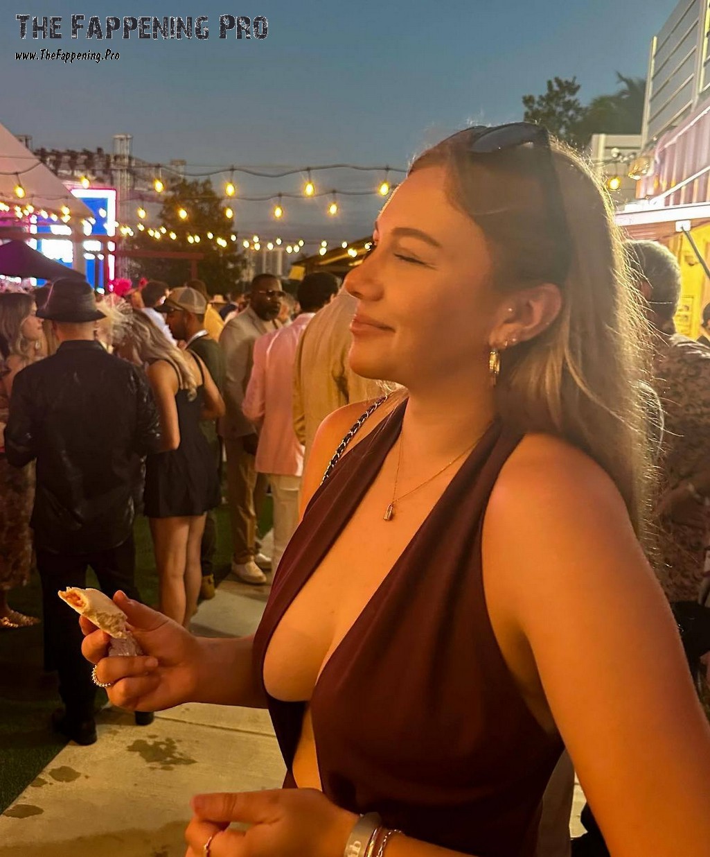 amanda-anisimova-sexy-thefappening-cfd-6 Amanda Anisimova Sideboobs