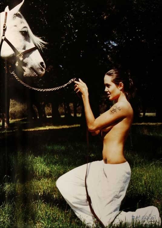 angelina-jolie-naked-13 Angelina-Jolie-Naked-13
