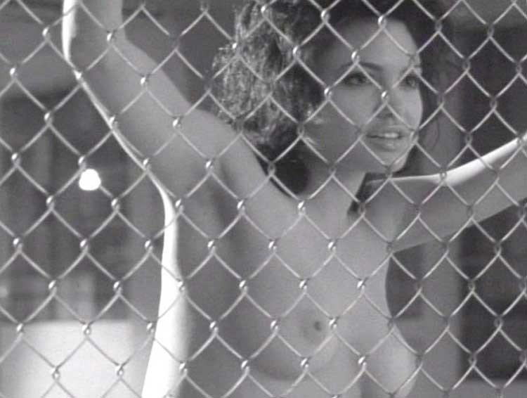 angelina-jolie-naked-21 Angelina-Jolie-Naked-21