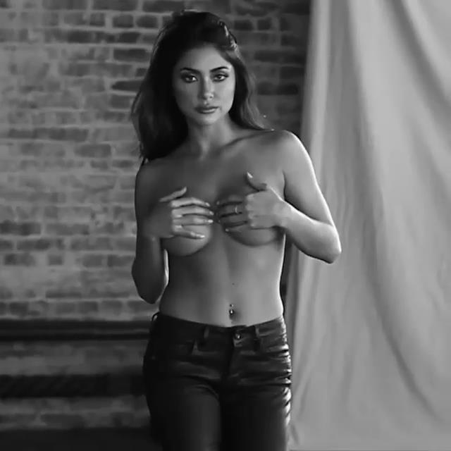 arianny-celeste-topless-10 Arianny-Celeste-Topless-10