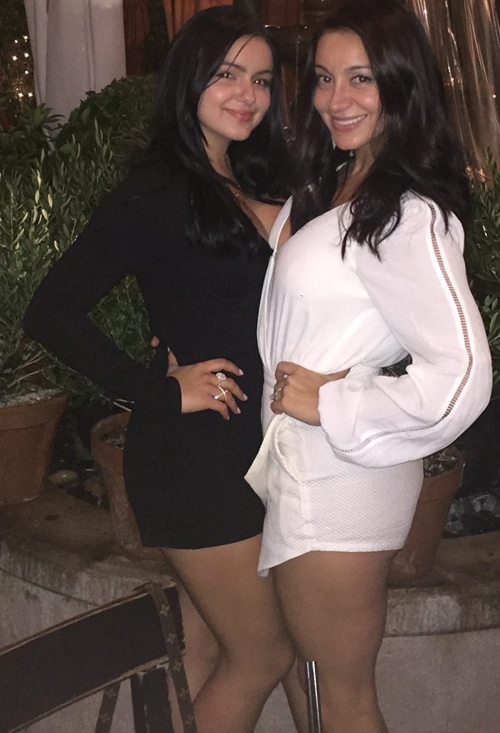 ariel-winter-cleavage-7 Ariel-Winter-Cleavage-7