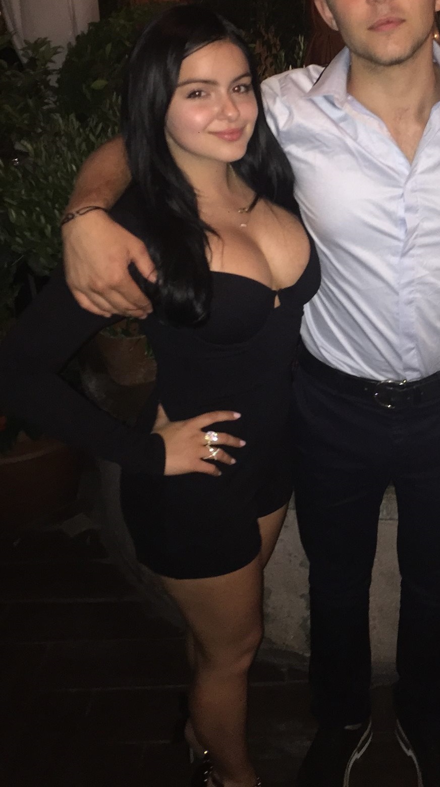 ariel-winter-cleavage-9 Ariel-Winter-Cleavage-9