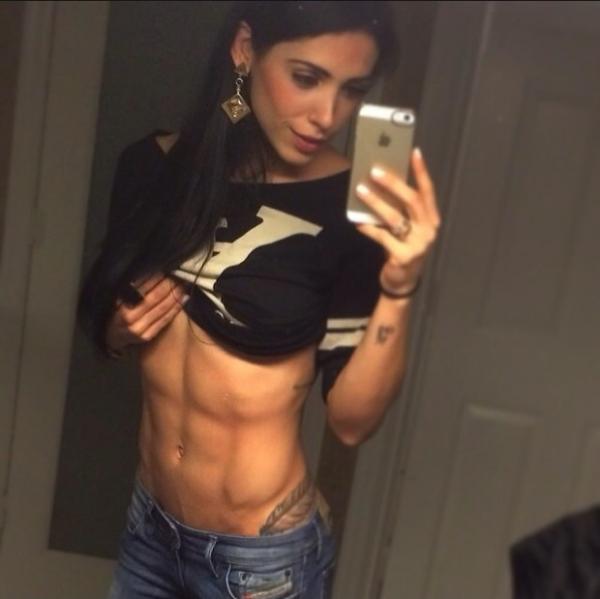 Bella-Falconi-Sexy-9